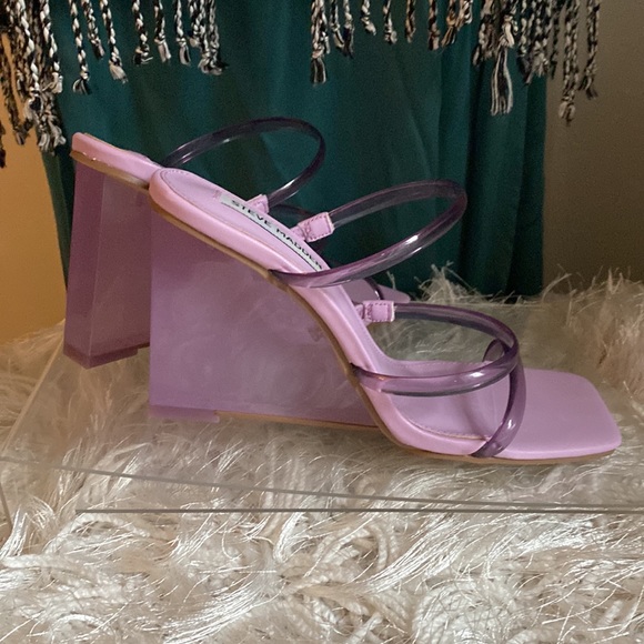 Steve Madden Women’s Clear Transparent Wedge Slide On Sandals in Purple Lilac - Picture 2 of 7